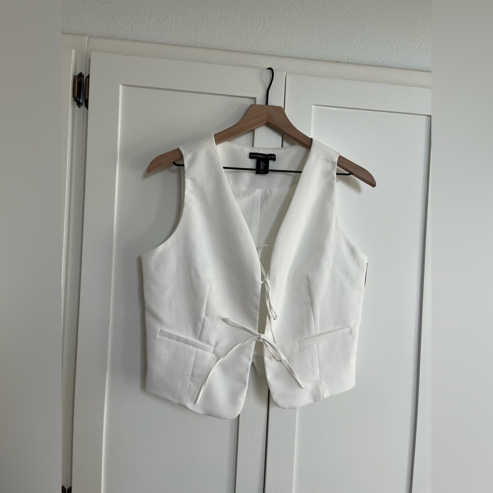 Sincerely Jules vest